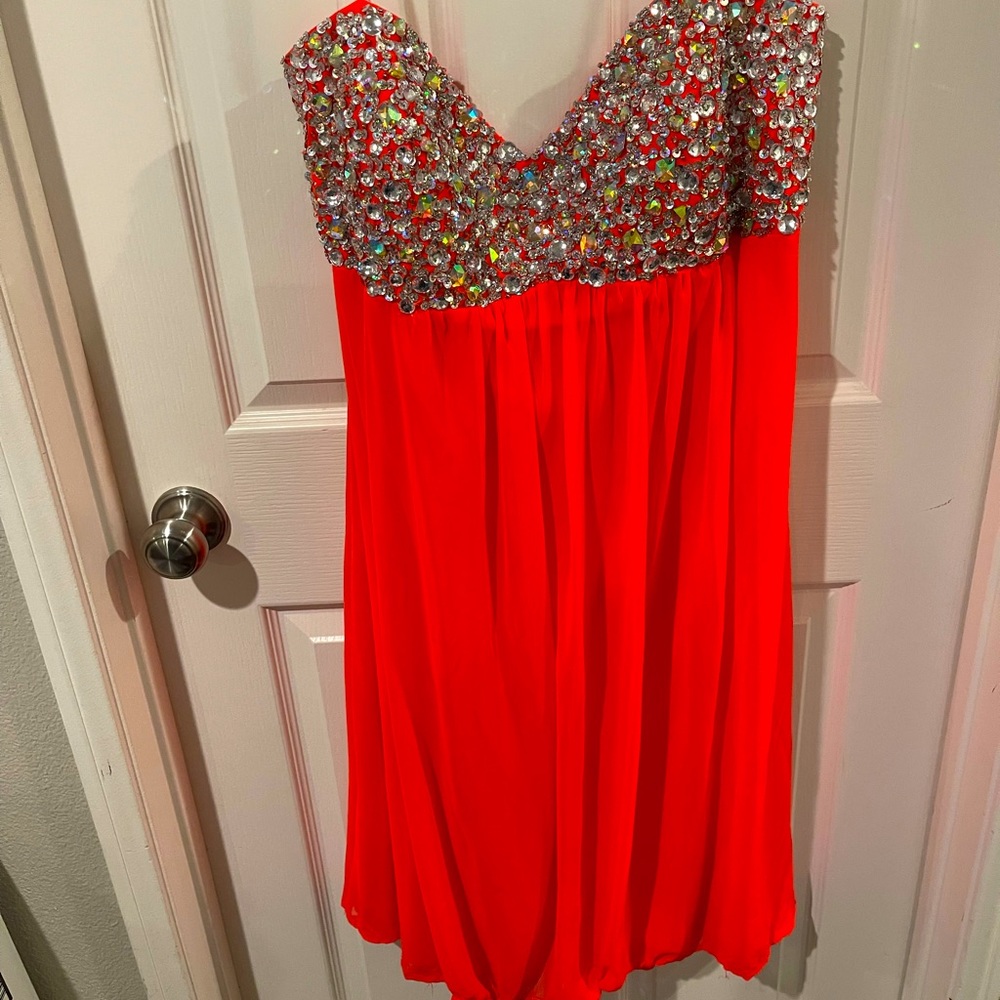 Beautiful Coral/Pink cocktail dress
